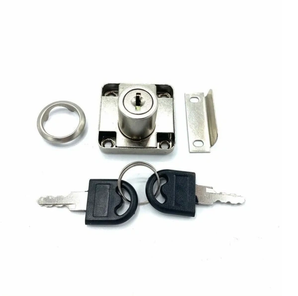 Замок мебельный с планкой 19х22 138 хром