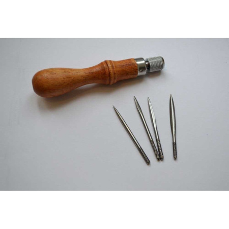 Шило 4 х90 с 4 сменными крючками---